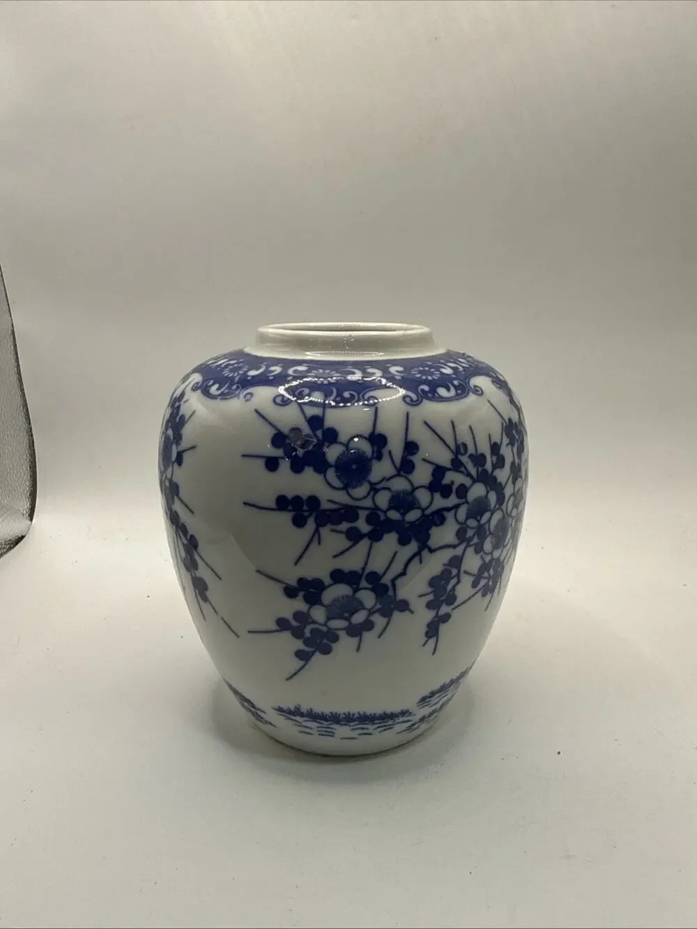 Vintage Chinese Blue & White Porcelain Prunus Blossom Ginger Jar Vase 5” *